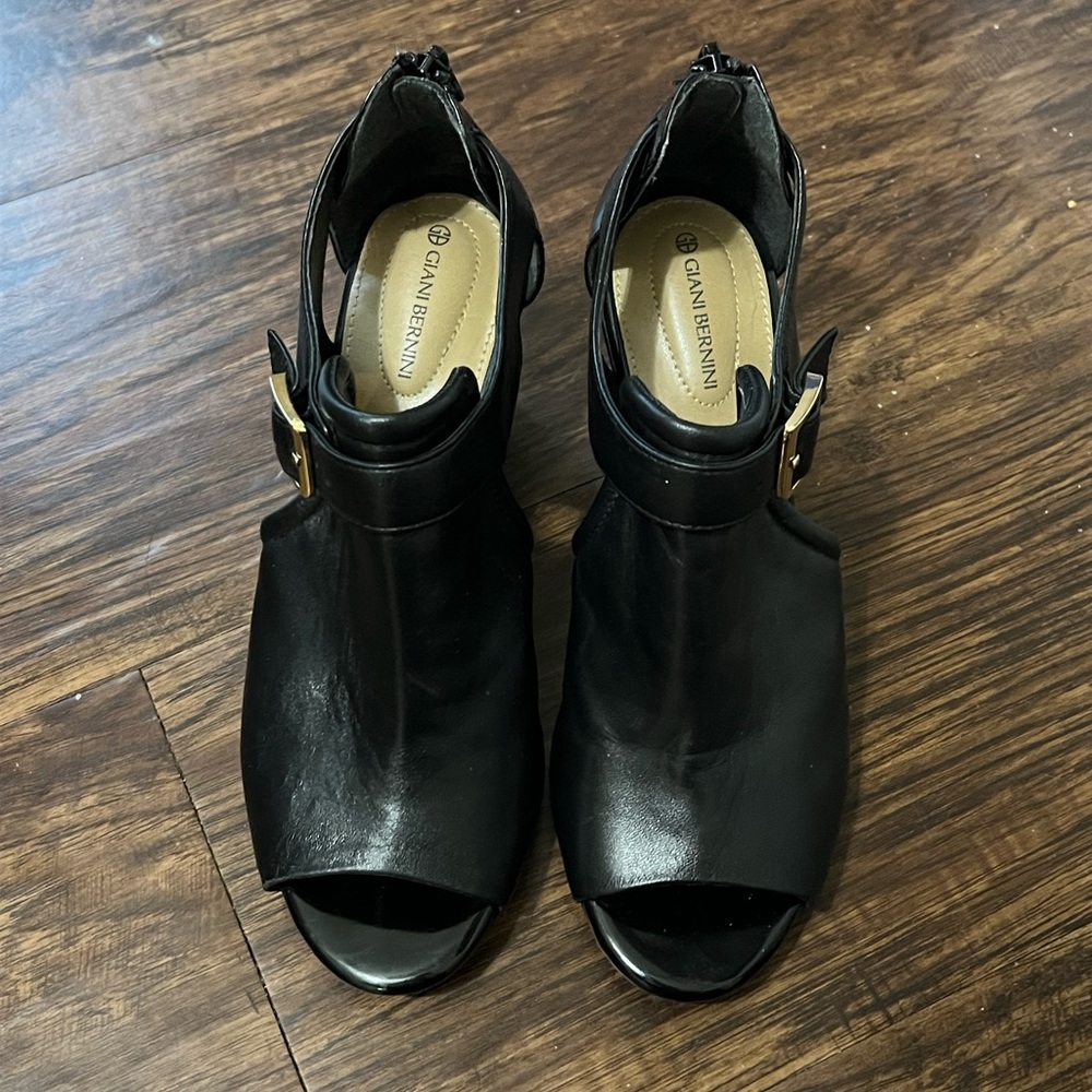 Giani Bernini Black Heeled Boots with Chunky Block Heel